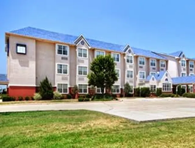 Microtel Inn & Suites by Wyndham Fort Worth South