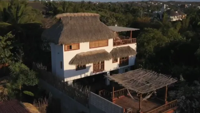 Casa Areka