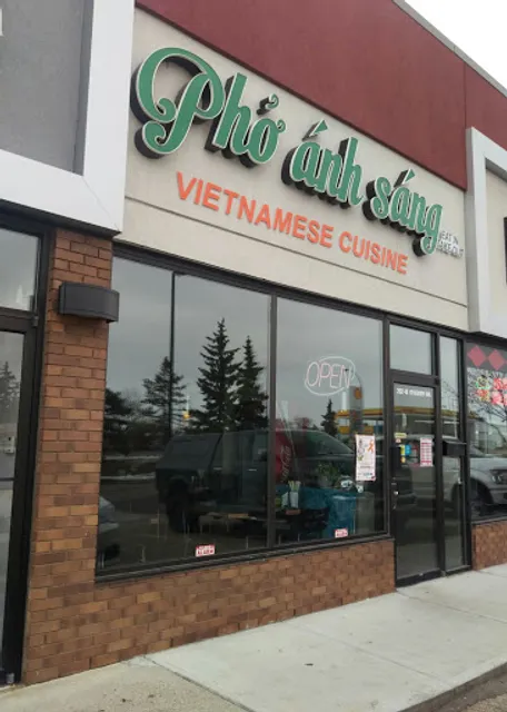 Pho Anh Sang Restaurant