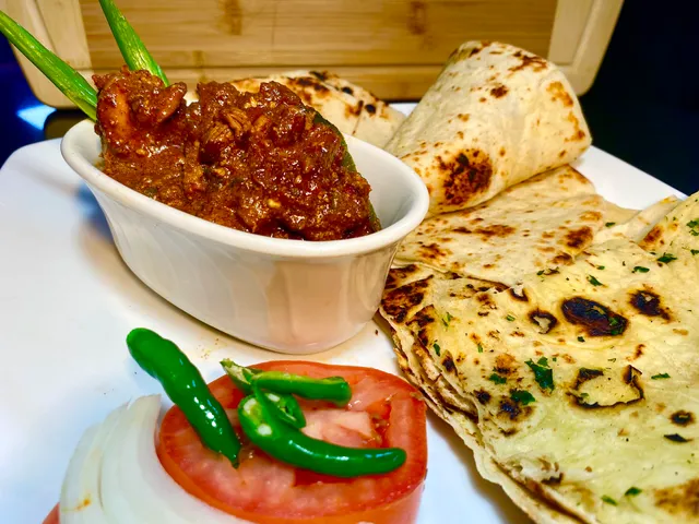 Curry Pinch (South Asian Flavors)