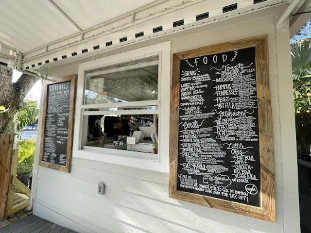 Gardenia's Bistro / GB’s Lounge