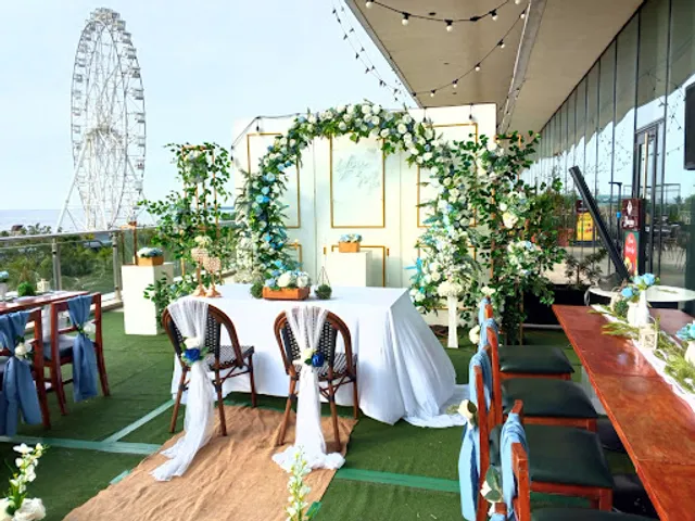 LOLA Cafe - S'Maison