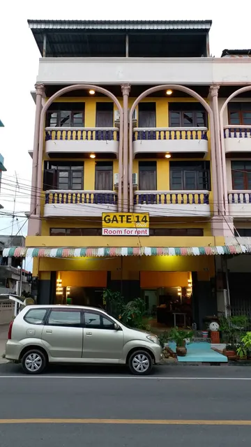 GATE 14 Inn
