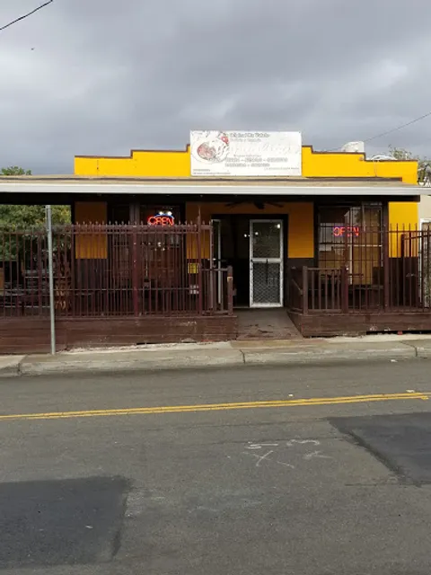 Birrieria y Taqueria Yahualica