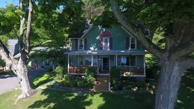 Moon Shadow Bed and Breakfast