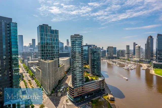 Melbourne Private Apartments - Collins Wharf Waterfront, Docklands