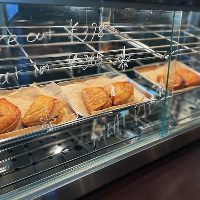 cafe＆dining Passeretti ハナイチ店｜浜松西インターすぐ