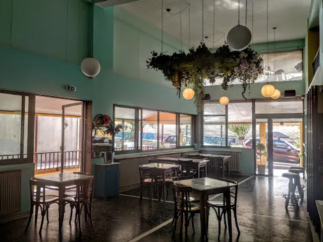 Apenanti ap' ta kastra