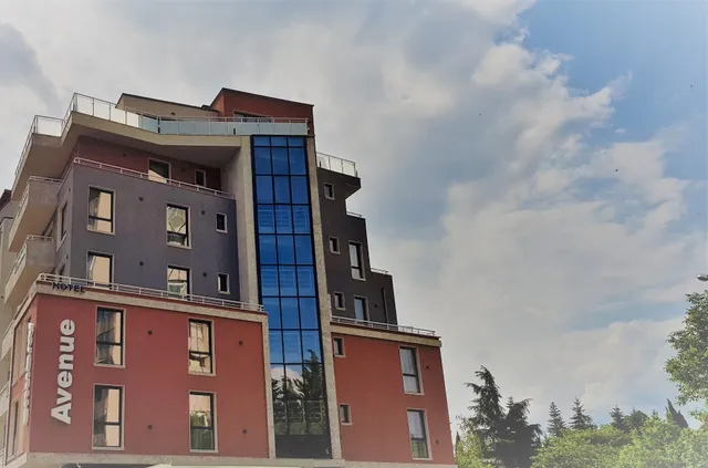 Хотел Авеню - Avenue Hotel