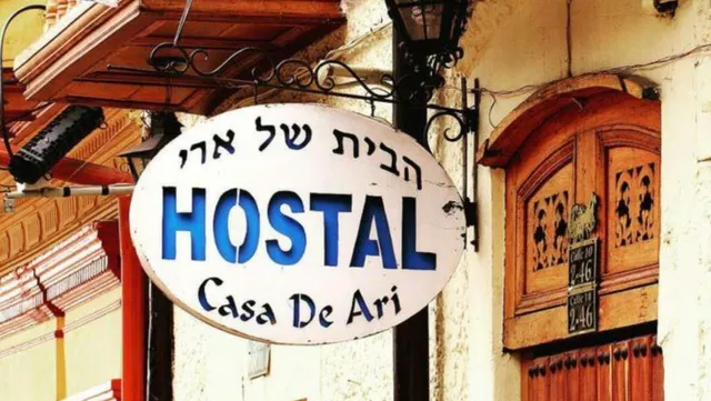Hostal Casa De Ari