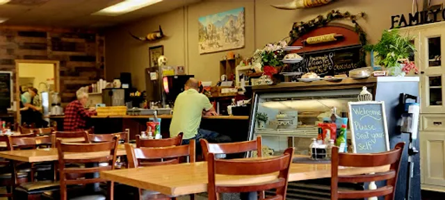 Powderhorn Cafe & Pies