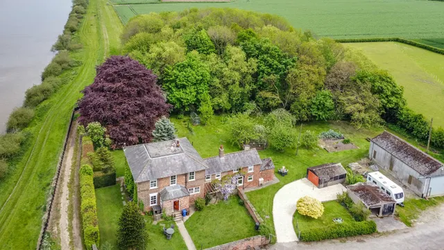 Rusholme Grange Holiday Cottage