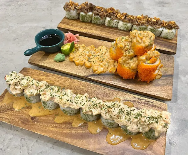 Kahel Sushi Bar - Palo