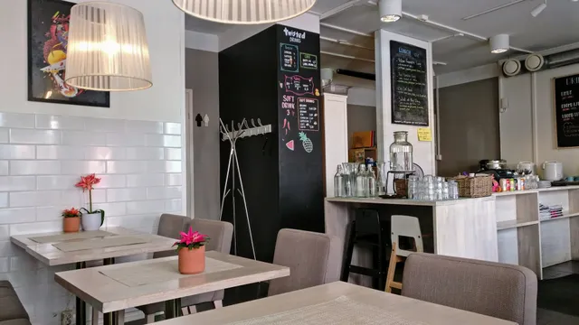 Restaurant Twisted Street Kitchen