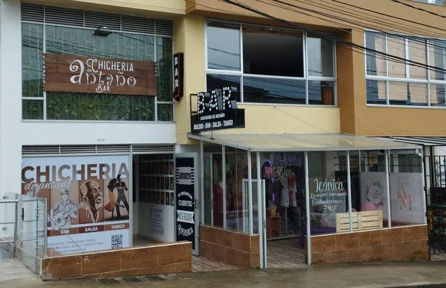 Chichería de Antaño bar
