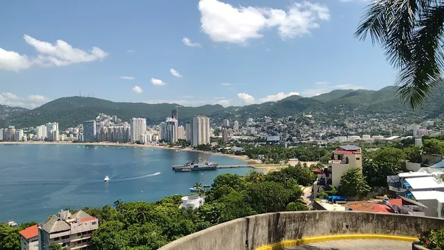 COSTERA MIGUEL ALEMAN 423