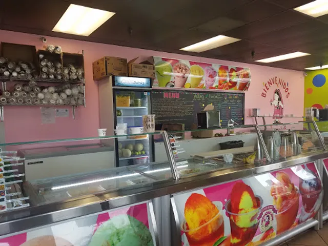 La Michoacana Paleteria y Neveria