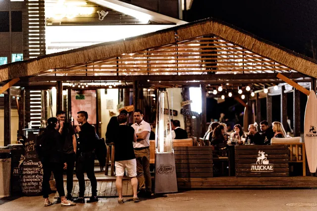 На Пляже Tiki Bar