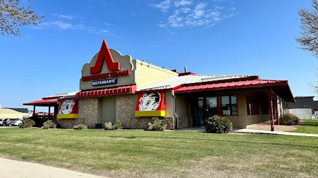 Salisbury House (Garden City)