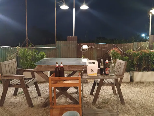 แซ่บจี๊ดจ้าด-ชิดลมชมจันทร์