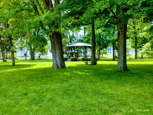 Ford City Memorial Park