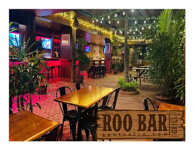 Roo Bar and Grill