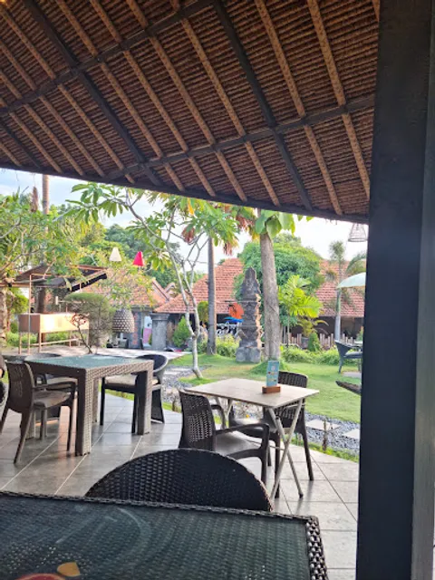 Lgood Bar And Grill Lembongan