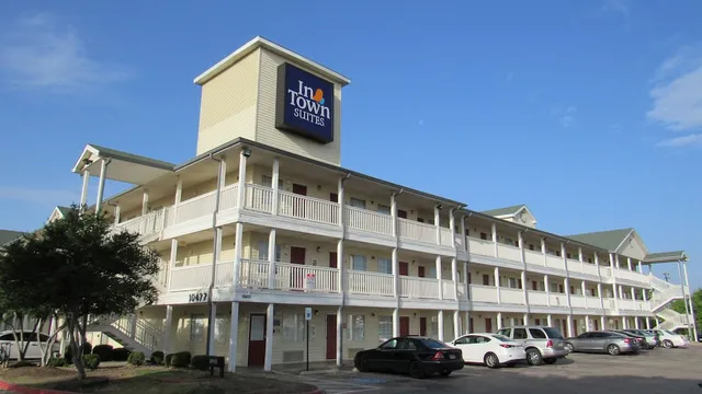 InTown Suites Extended Stay Dallas TX - Garland