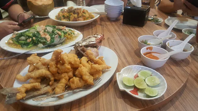 Rumah Makan Ujung Pandang