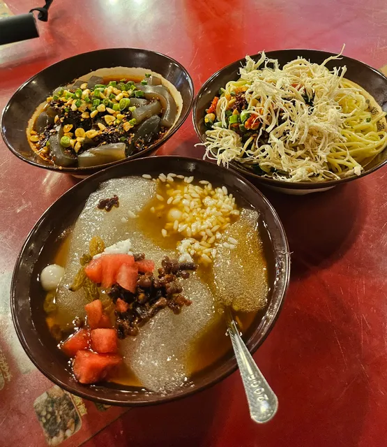 伤心凉粉洛带镇店