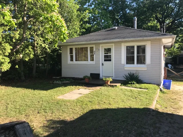 The Biermans Cottage Company - Wasaga Beach Cottage Rentals