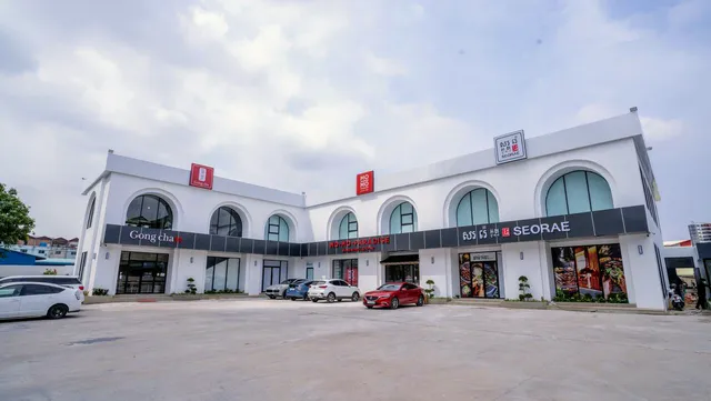 Mo-Mo-Paradise 360 Plaza