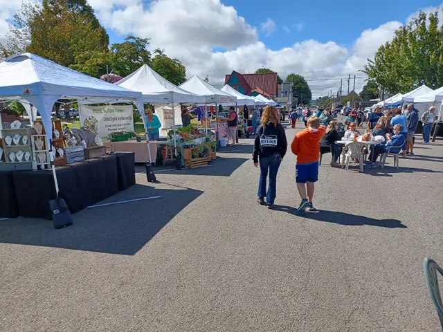 Tillamook Farmer's Market