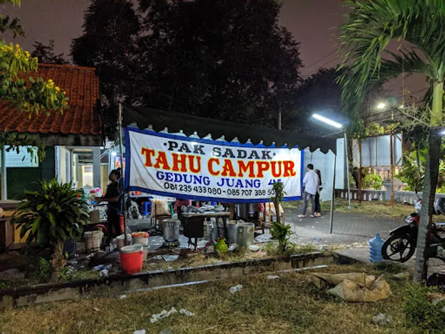 Tahu Campur Cak Sadak