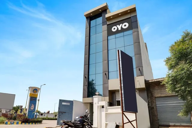 OYO Flagship 812931 Trishan Stays