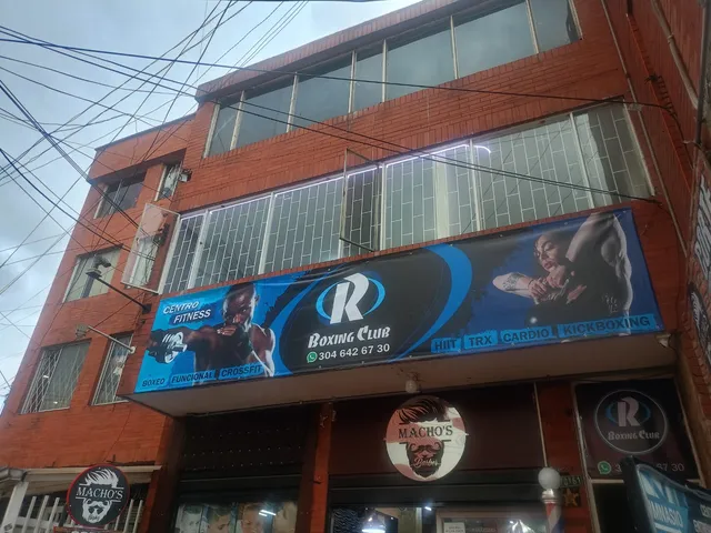 Gimnasio funcional - Fit Sport Club