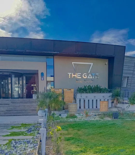 The Gate Lounge Cafe & Restaurant