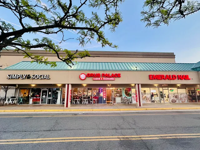 Grub Palace Restaurant (Kabob & Shawarma)