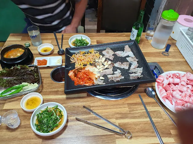 제주돈삼겹 외도점