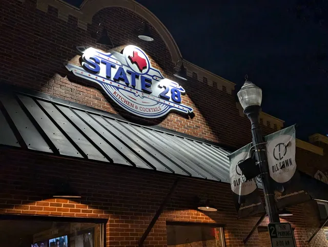 State 28 Kitchen & Cocktails