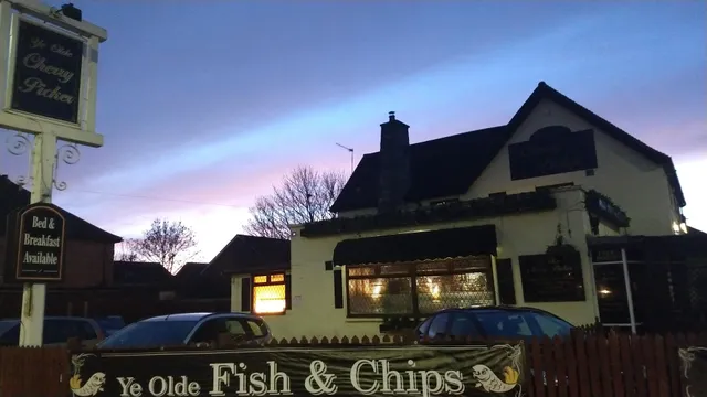 Ye Olde Cherry Picker