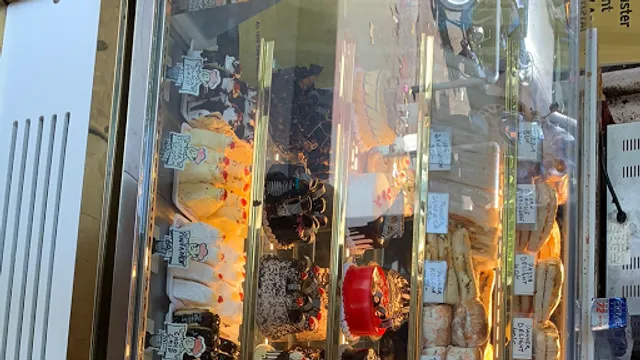 Kamal & Kamal confectioners