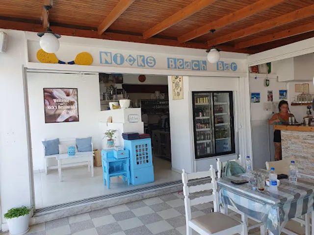 Nick's Restaurant beach Bar
