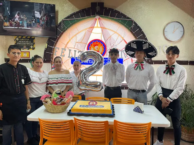 El Portal de los Caldos