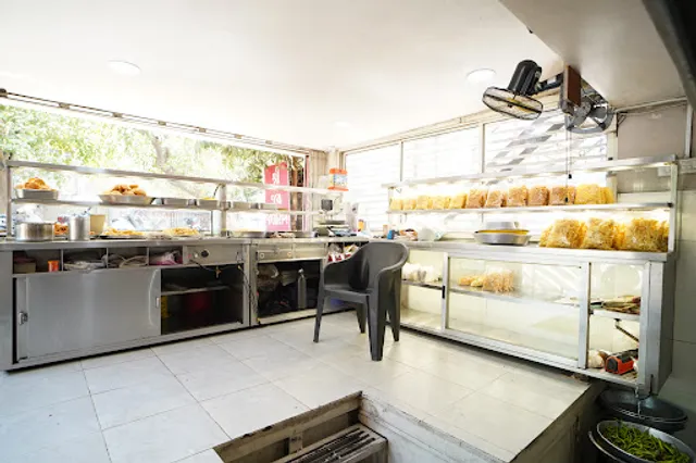 Jalaram khaman & farsan house