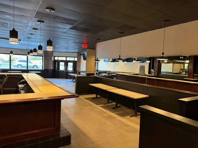 Bull & Bear Grille and Tavern (Campus)