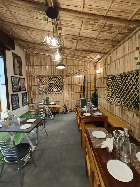 Loving Hut - The Vegan Paradise