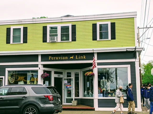 Peruvian Link Alpaca Collection