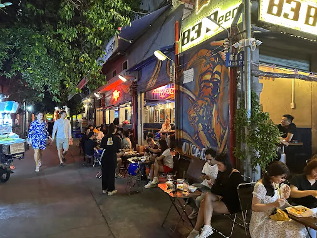 Acoustic Bar - Ngô Thời Nhiệm