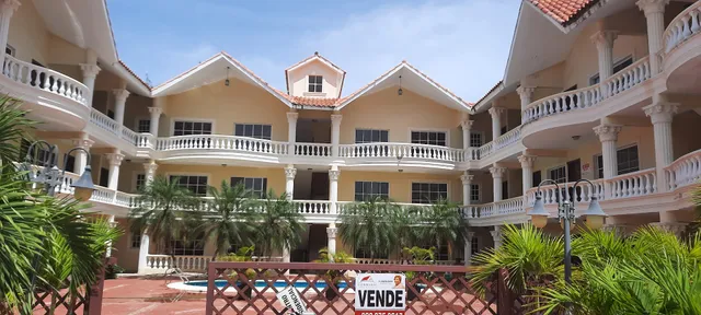 Ho-Chi-Min Castillo Rolffot Guest House